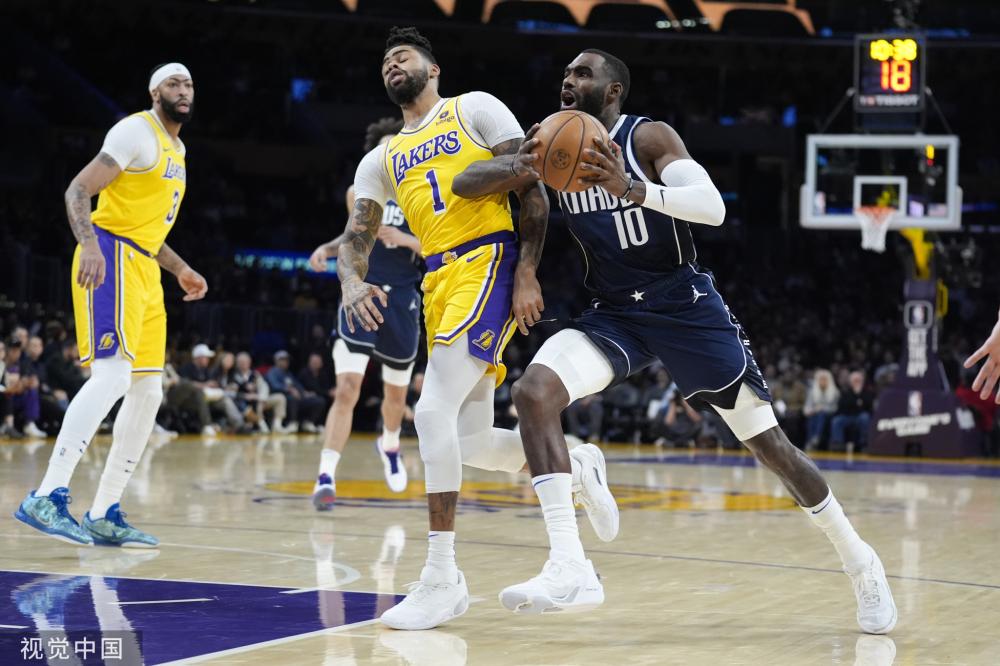 的交互与碰 的交互与碰