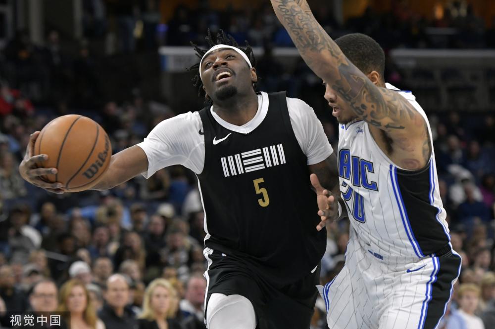 目前在联赛 目前在联赛