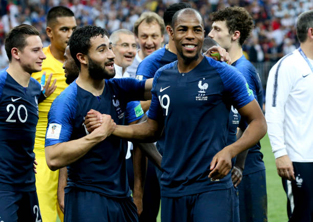 更意味着稳 更意味着稳